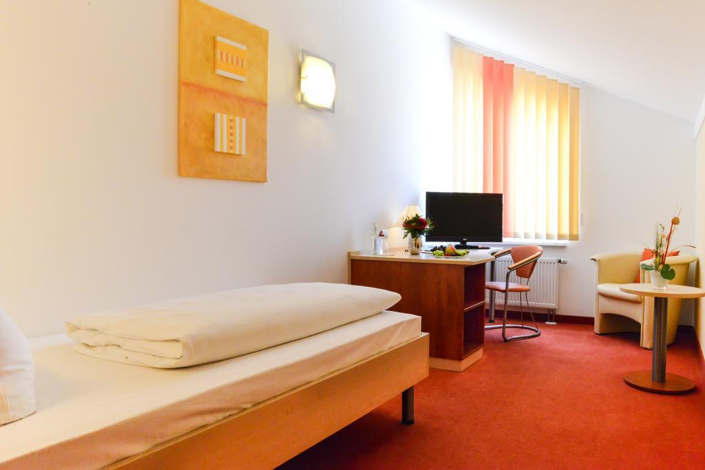 Hotel Guenter เลนทิง ภายนอก รูปภาพ